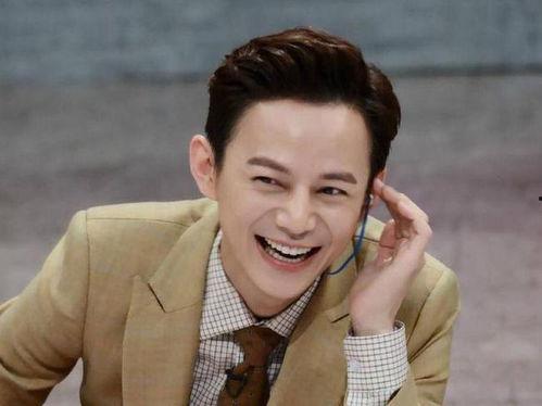 开心吃瓜小呆瓜视频,揭秘视频中的欢乐瞬间